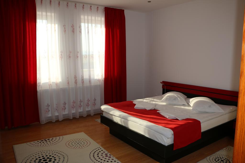 Sanderson Apartments ميركورا تشيوك الغرفة الصورة